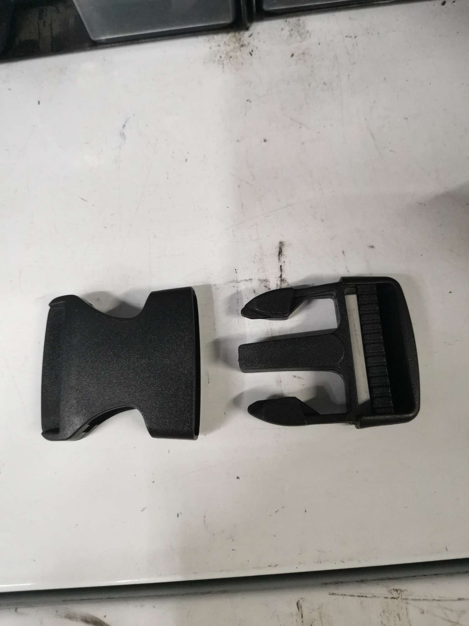 2021#2.5 Snap fasteners, factory direct sales of various hardware accessories, plastic accessories, pull heart fasteners, square fasteners, complete colors, wide variety, favorable prices. Welcome to customize with samples. pic 1