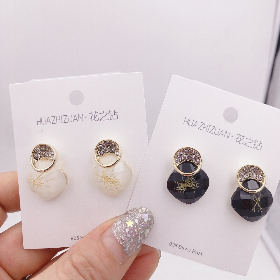 Earrings-131