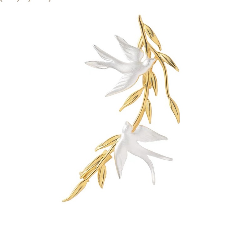 Pigeon leaf brooch