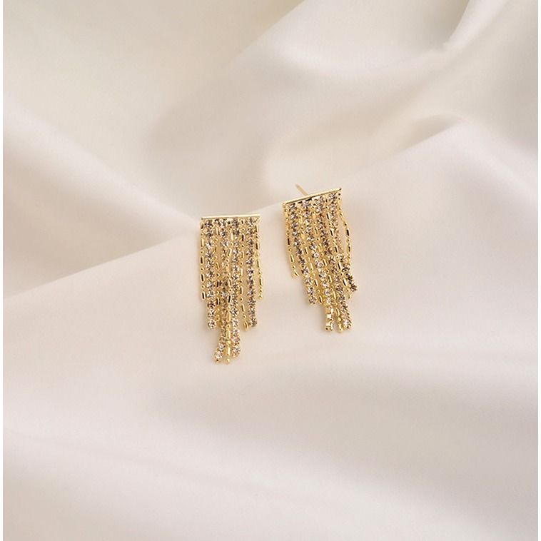 S925 Silver Pin Korean personality stylish high-grade fringe earrings female sparkle smart zirconium diamond studs short earrings