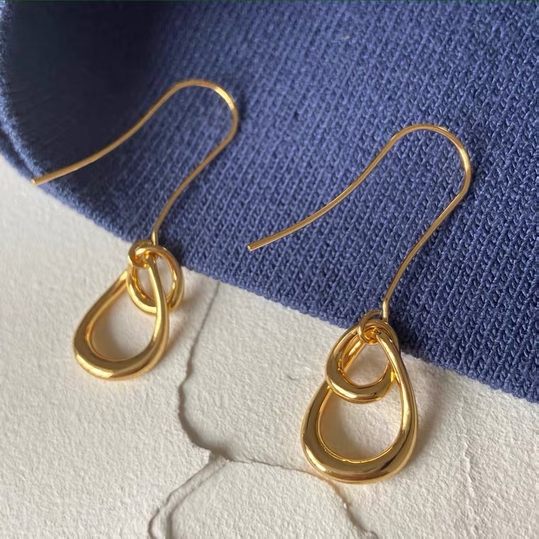 Lustrous double teardrop earrings with ear hooks details Picture