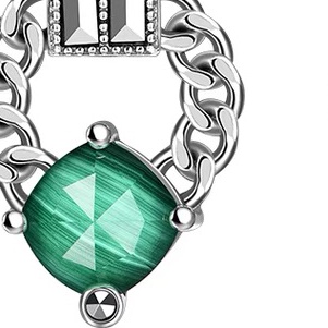 In the middle of the chain is a square glass earring
