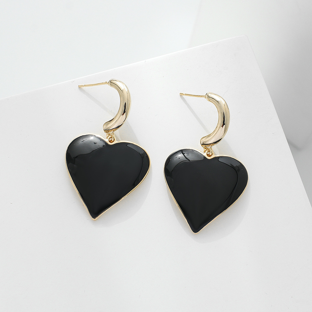 Hearts fun poker Love exaggerated earrings Ladies jewelry wholesale 1