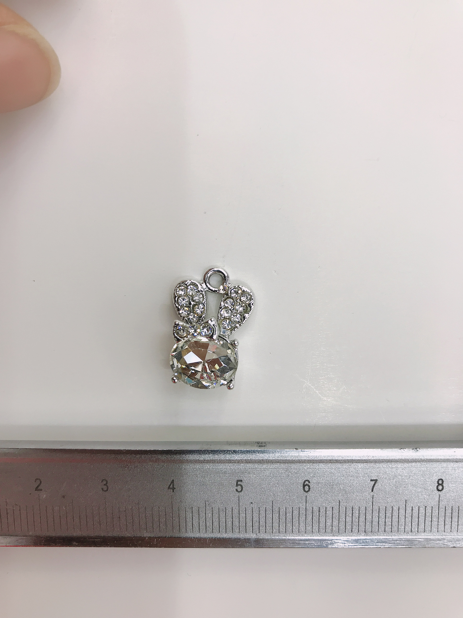 High-end alloy accessories, pearl-embellished accessories, resin-made exquisite jewelry accessories, resin accessories, DIY materials, alloy accessories Specification image