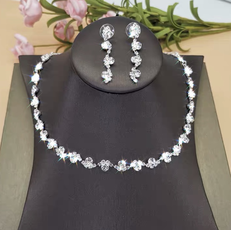Necklace 215