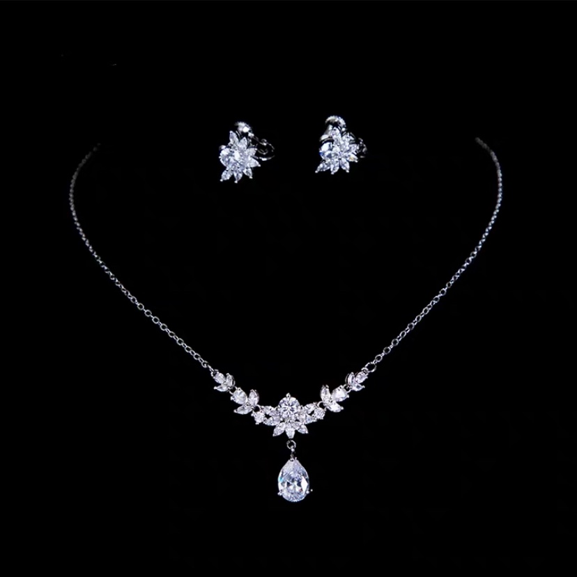 Necklace 244