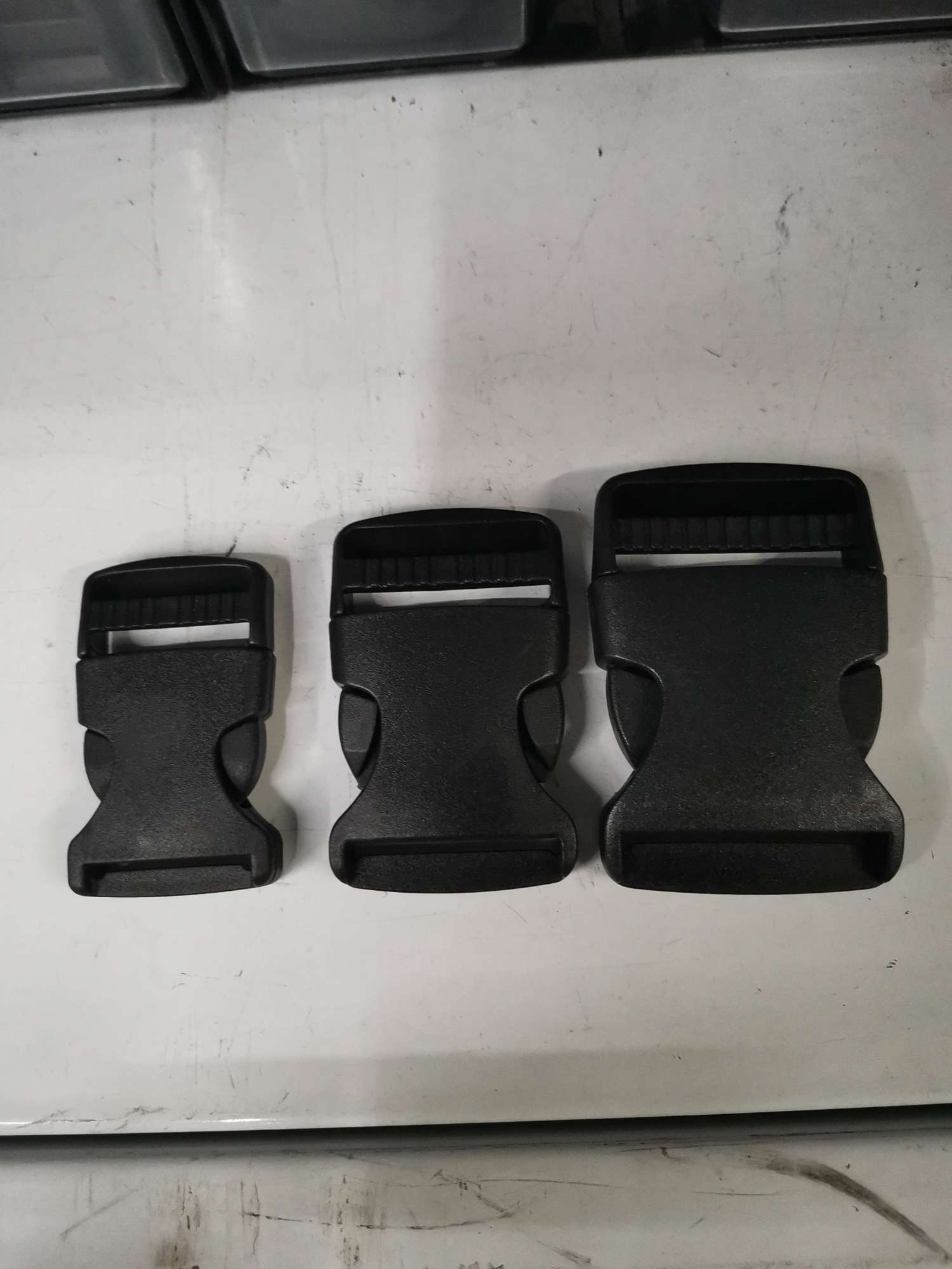 2021#2.5 Snap fasteners, factory direct sales of various hardware accessories, plastic accessories, pull heart fasteners, square fasteners, complete colors, wide variety, favorable prices. Welcome to customize with samples. details Picture