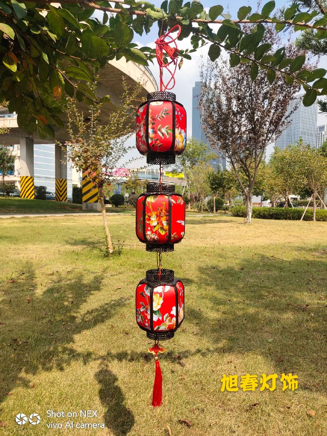 Lantern Festival Children Portable Battery Light Music Small Lantern Kindergarten Hand-Dance Retro Palace Lamp Hanging Decoration String Lights Application Scenario