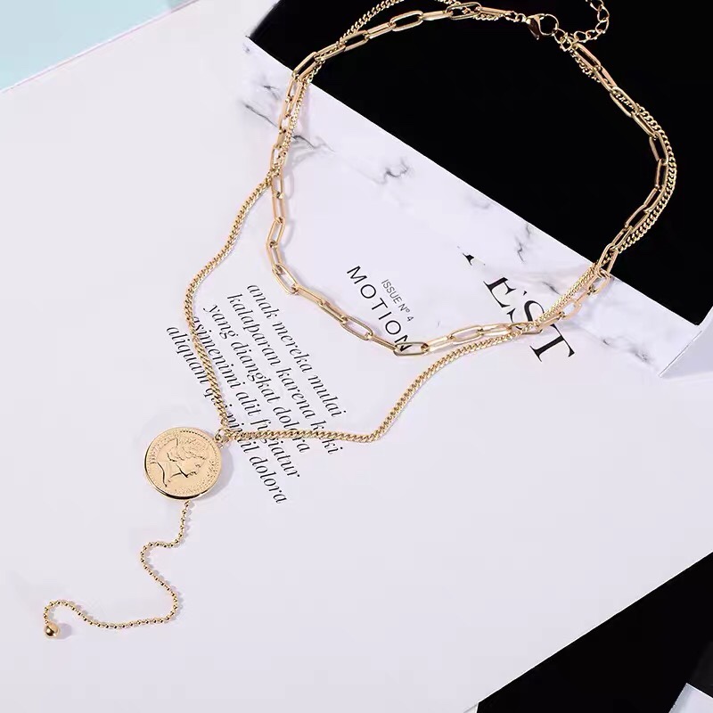 A Korean double-layered round-plate coin necklace, a retro collarbone sweater chain by a female Internet celebrity, trendy and simple