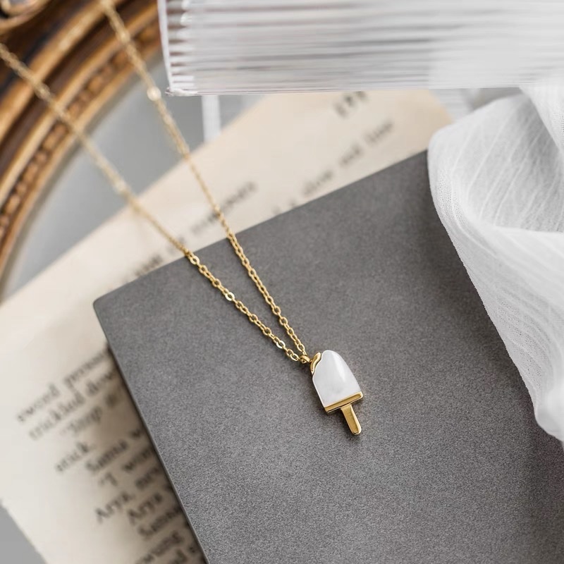 New niche and light luxury white mother-of-pearl necklace, women's collarbone chain pendant Specification image