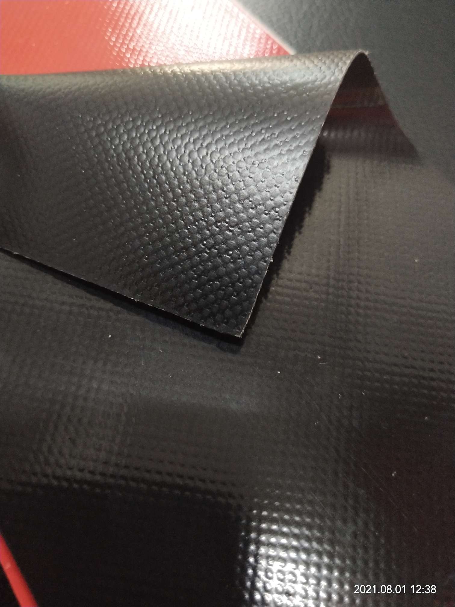 High-quality glossy black PVC mesh fabric for luggage, various gymnastic MATS, and special fabrics for luggage bags Application Scenario