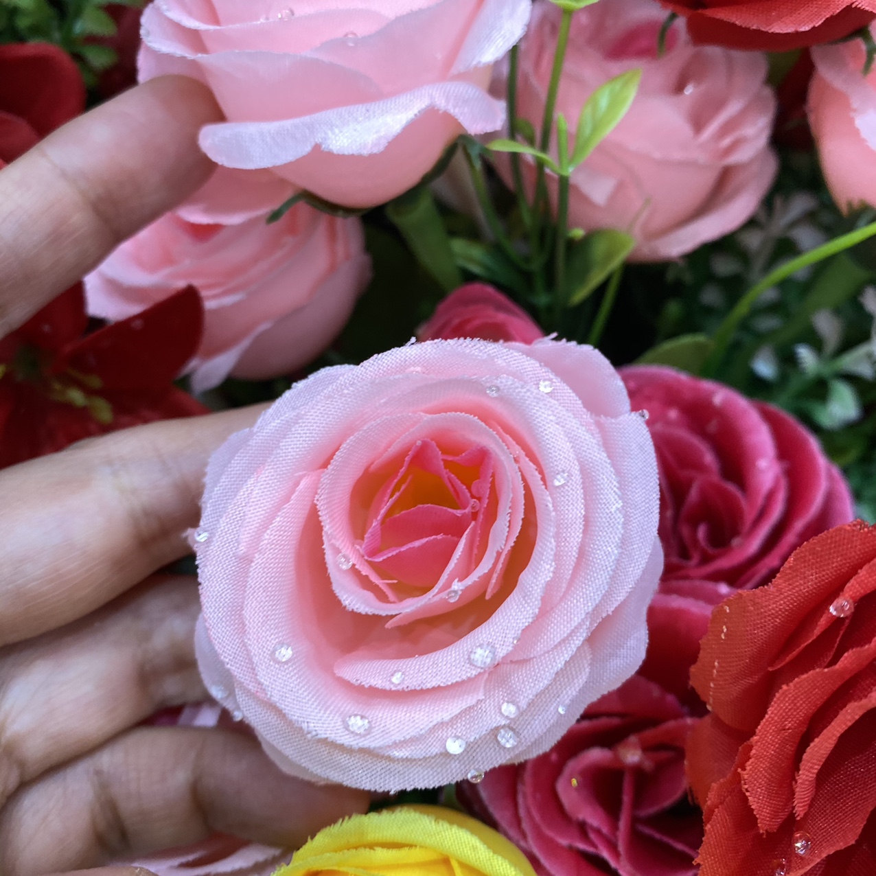 Water drop round rose pink