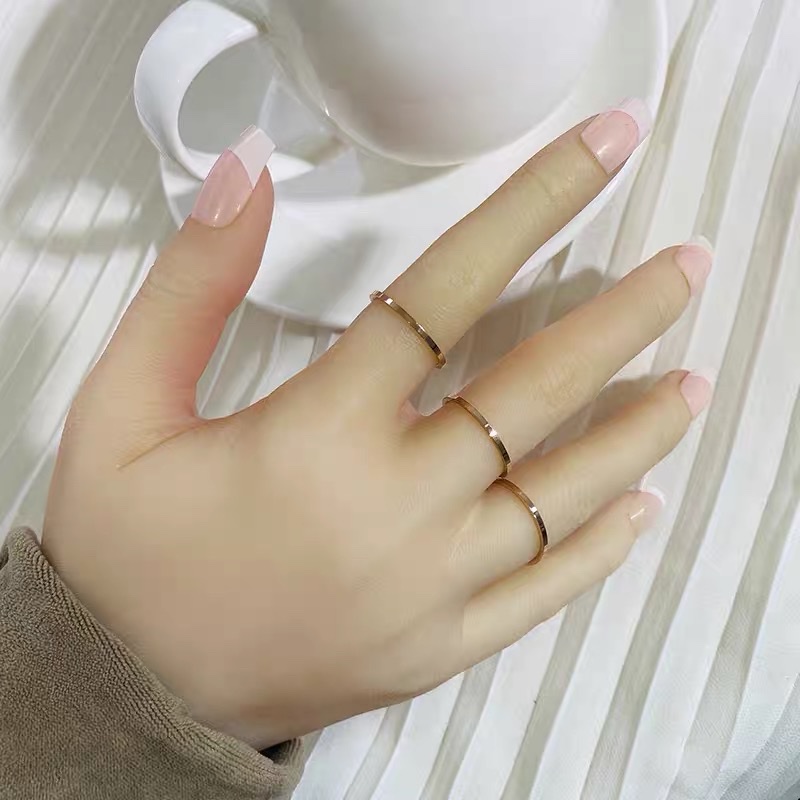 New titanium steel three-piece ring for women, fashionable, simple and smooth, with many couple rings Application Scenario