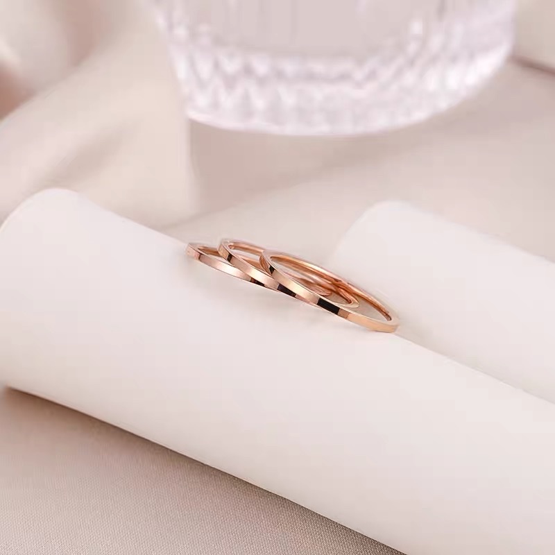 New titanium steel three-piece ring for women, fashionable, simple and smooth, with many couple rings details Picture