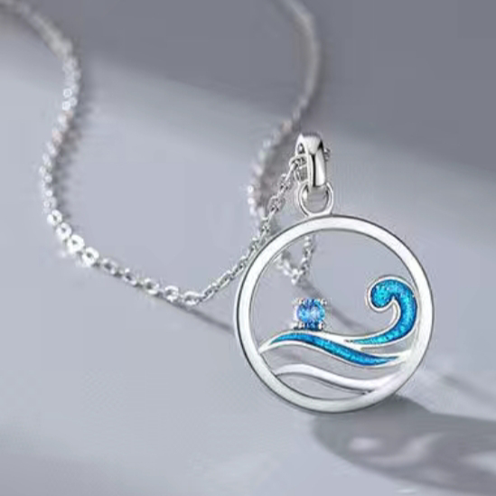 032 Women's necklace, simple style collarbone neck chain, French light luxury niche new product, exquisite pendant