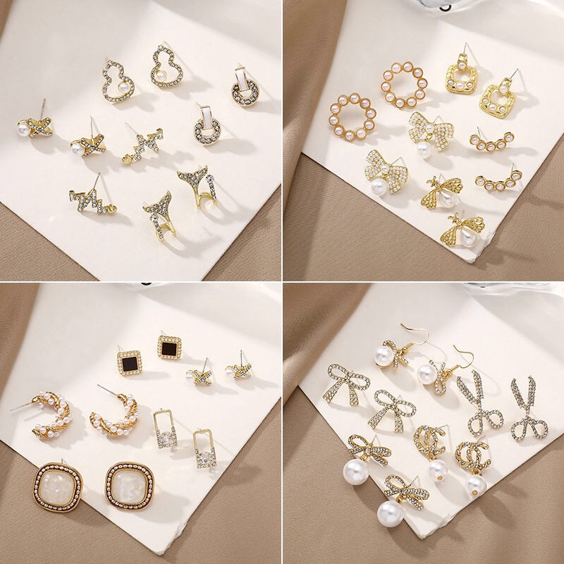 Stud earrings F46
