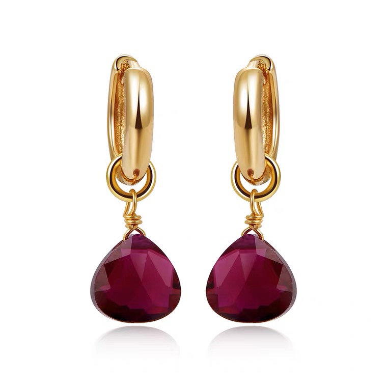 New style earrings with plump hearts and ear buckles