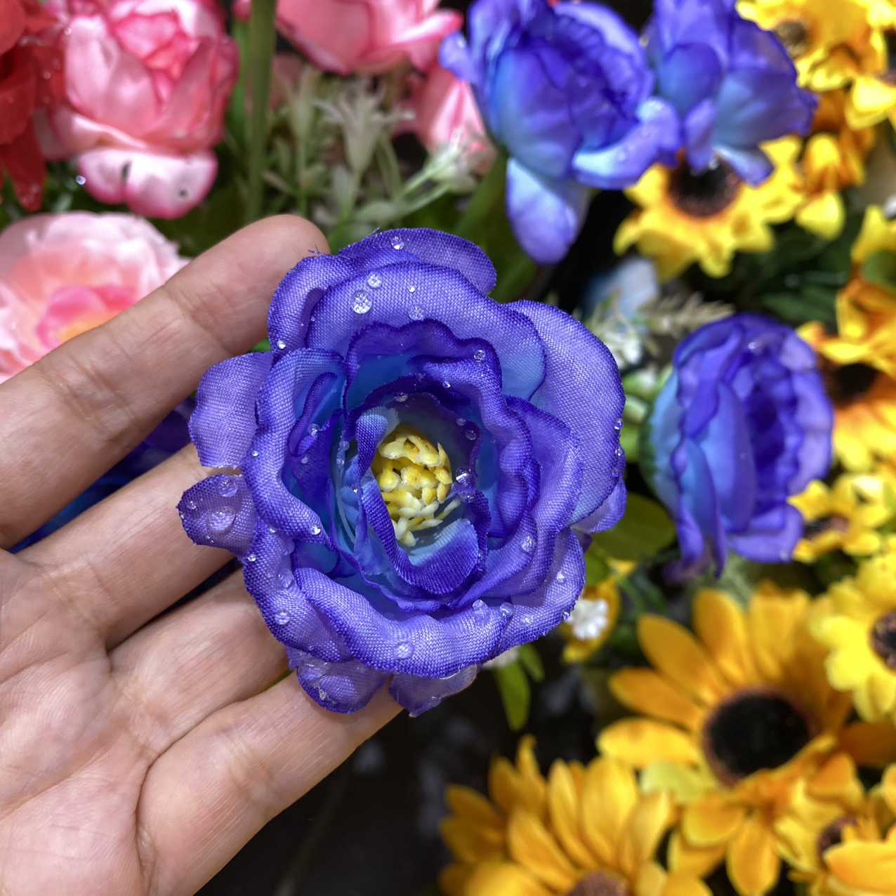 Water drop yellow heart rose purple