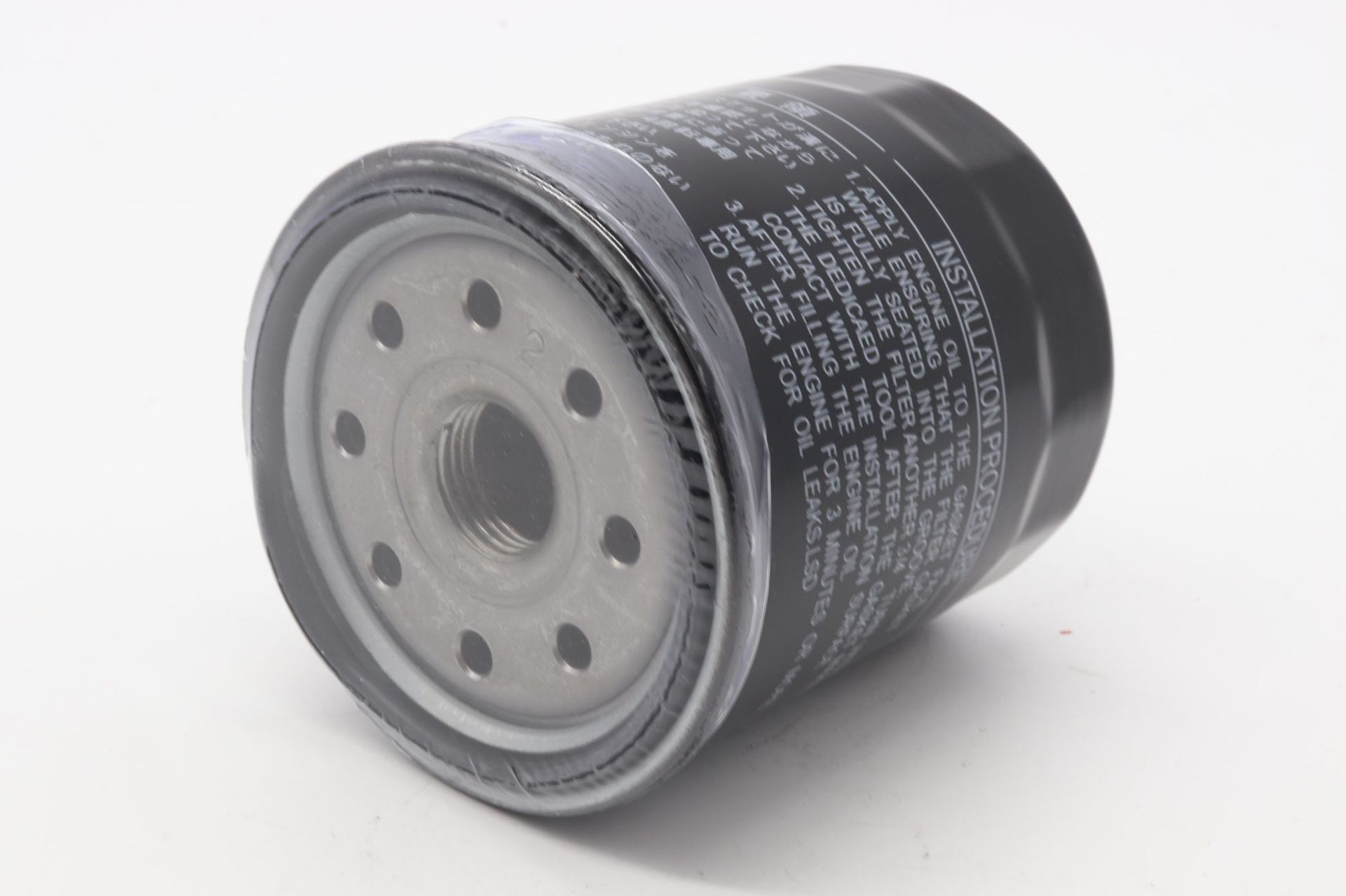 The oil filter 90915-YZZD2 is suitable for Toyota vehicles details Picture