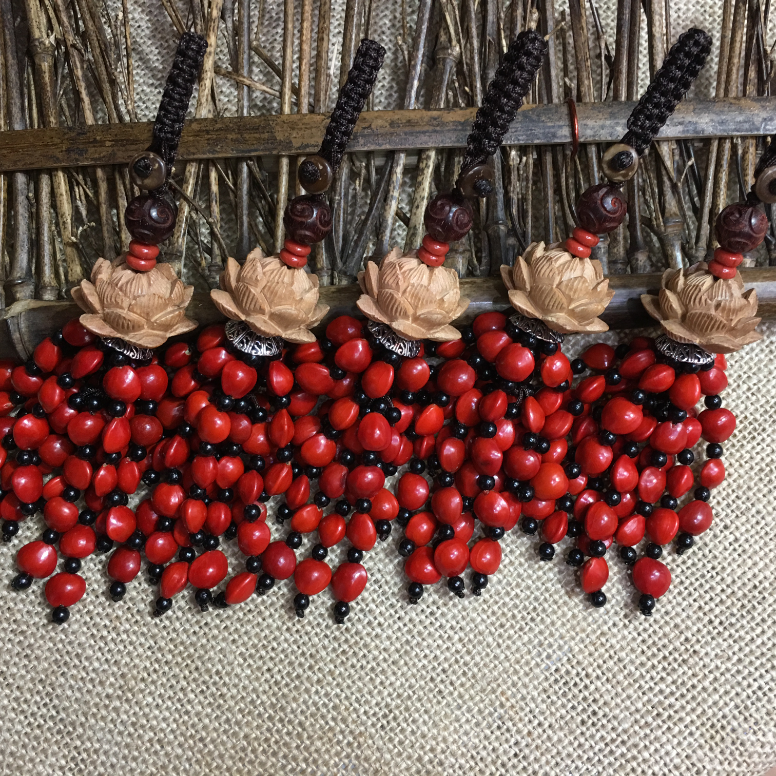 Love bean peach wood lotus keychain