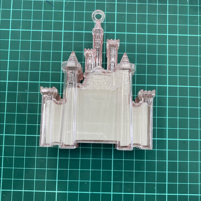 Castle shimmer foundation from stock in Fangyuan storage box