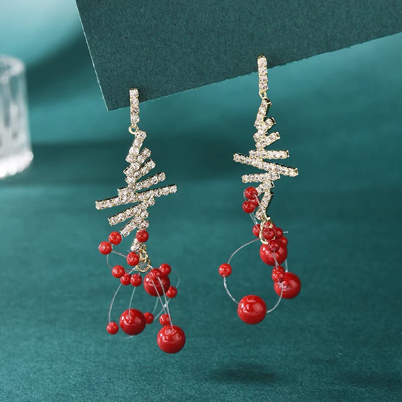 Luxe Flash diamond party style Sparkling Red Pearl earrings for brides