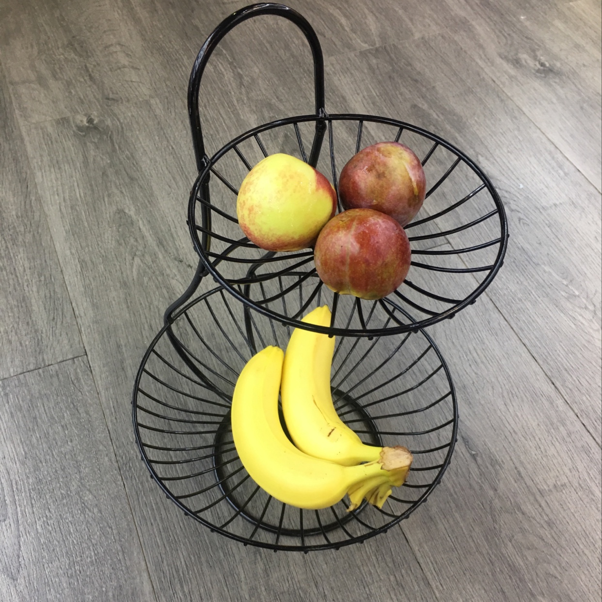 Fruit basket detail image 1
