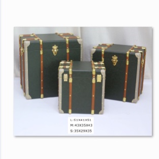 Vintage box decoration display vintage leather suitcase carrying wooden box antique box storage box Shop window decoration display prop box full figure