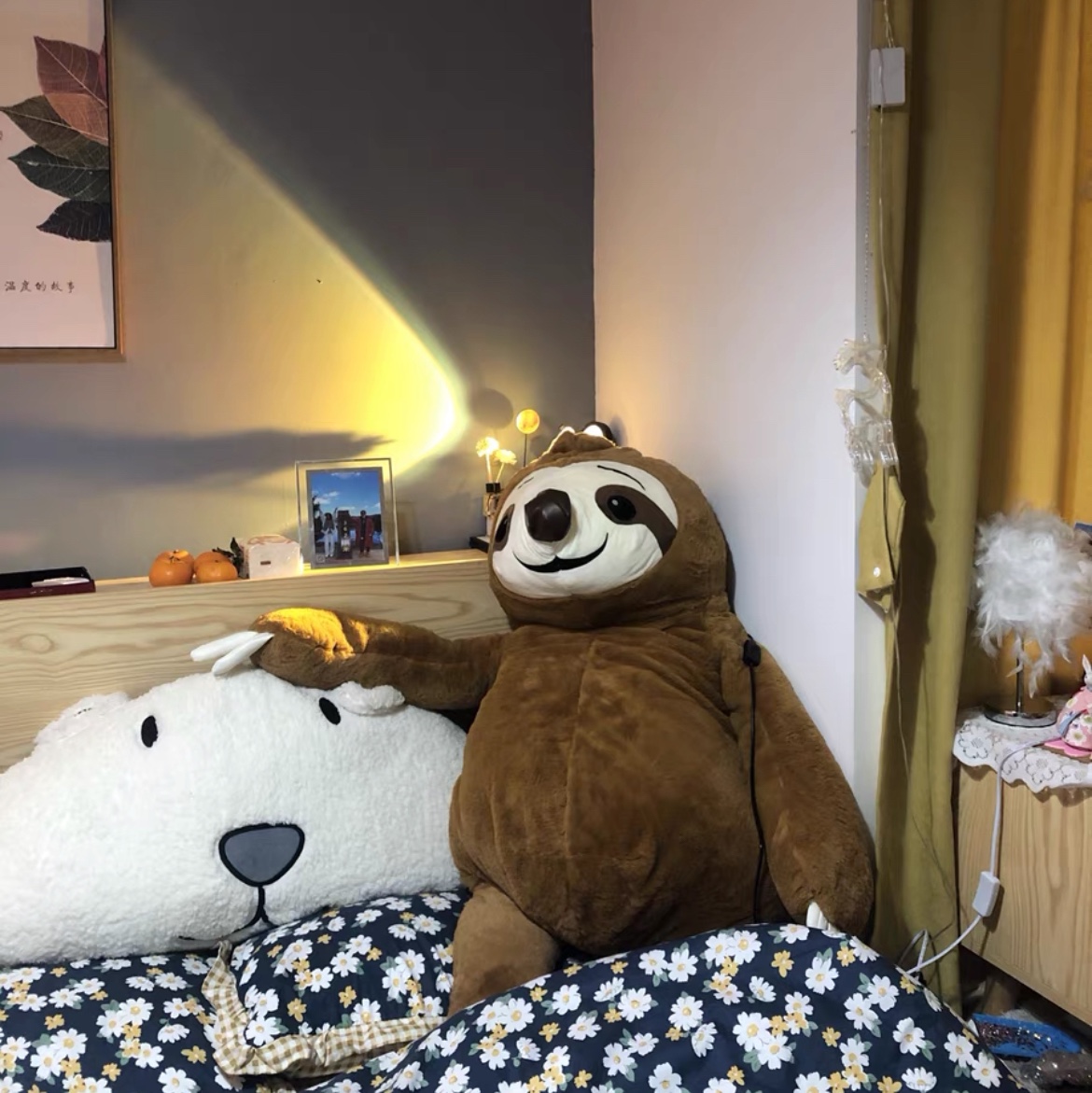 Sloth plush toy oversized doll Children's birthday gift doll Convenience store nova the same doll