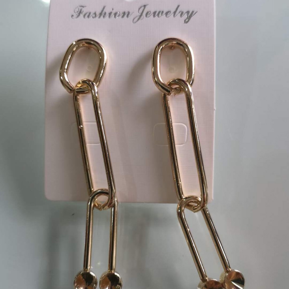 Stud earrings F64