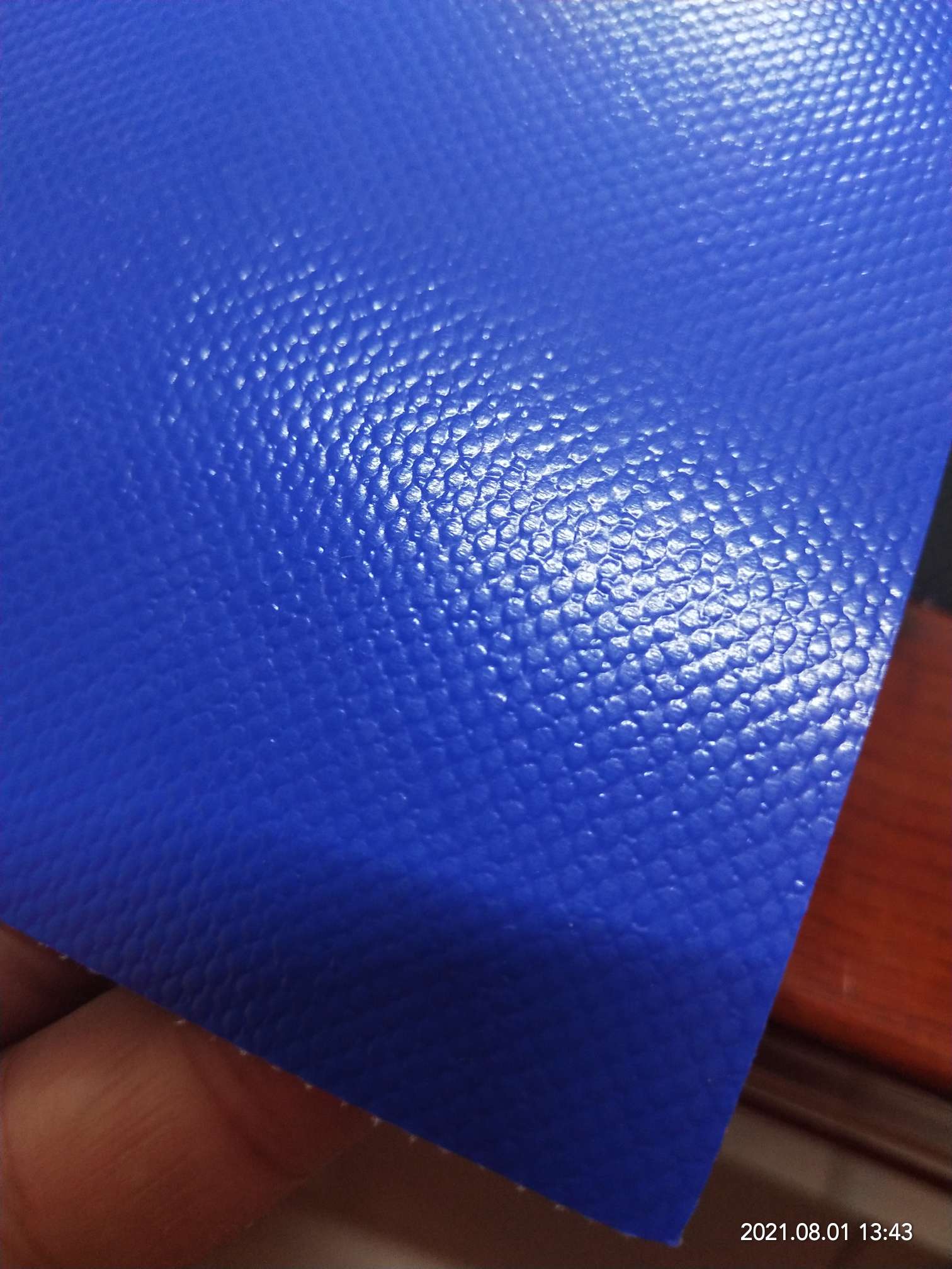 High-quality glossy dark blue PVC mesh fabric for luggage, various gymnastic MATS, and special fabrics for luggage bags details Picture