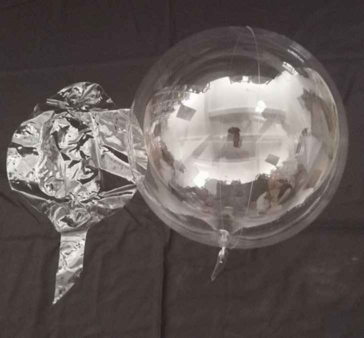 网红透明波波球50个装10寸18寸24寸地推彩灯气球装饰玫瑰花束气球球皮细节图