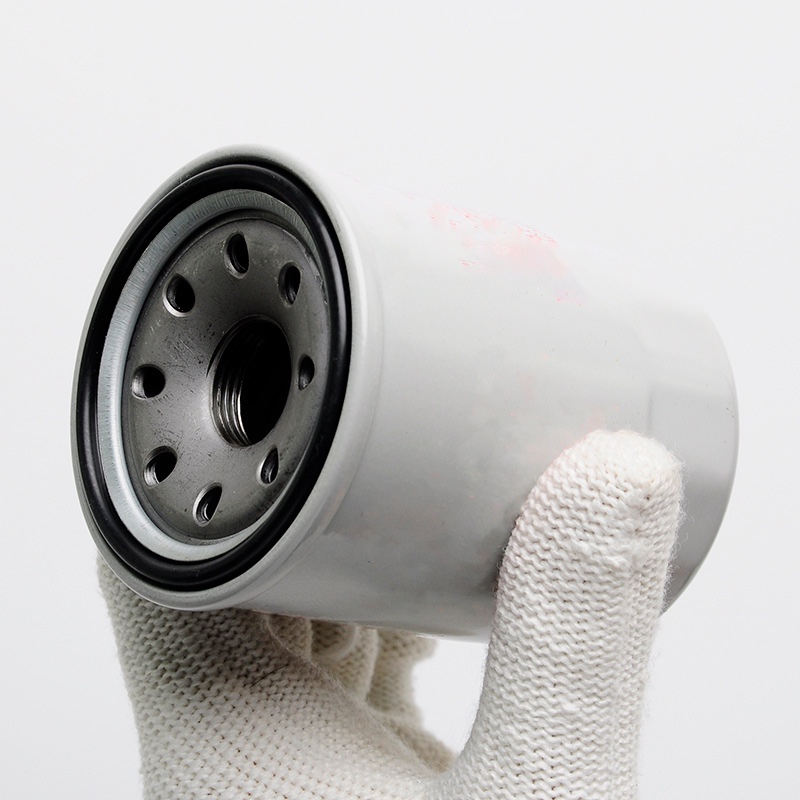 The oil filter 15208-31U00 is suitable for Nissan vehicles Specification image