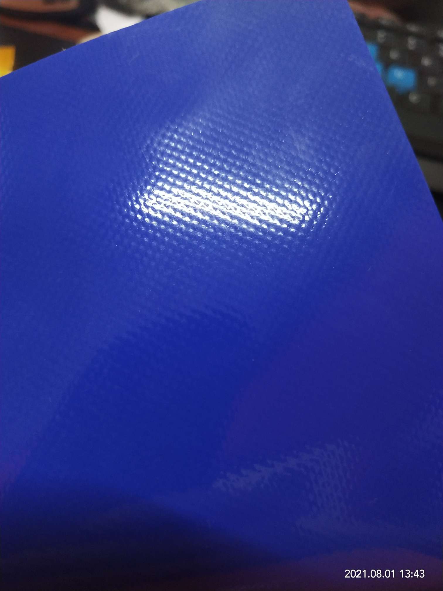 High-quality glossy dark blue PVC mesh fabric for luggage, various gymnastic MATS, and special fabrics for luggage bags detail image 3
