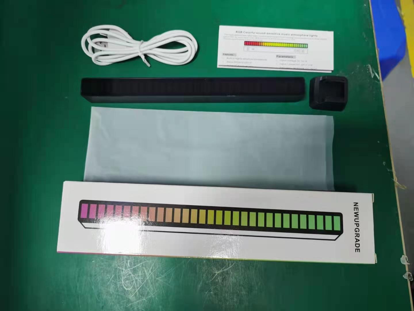 音乐 节奏灯 补光灯 直播灯 LED灯 USB灯 RGB声控拾音灯 氛围灯 车载麦克风智能拾音灯  详情15