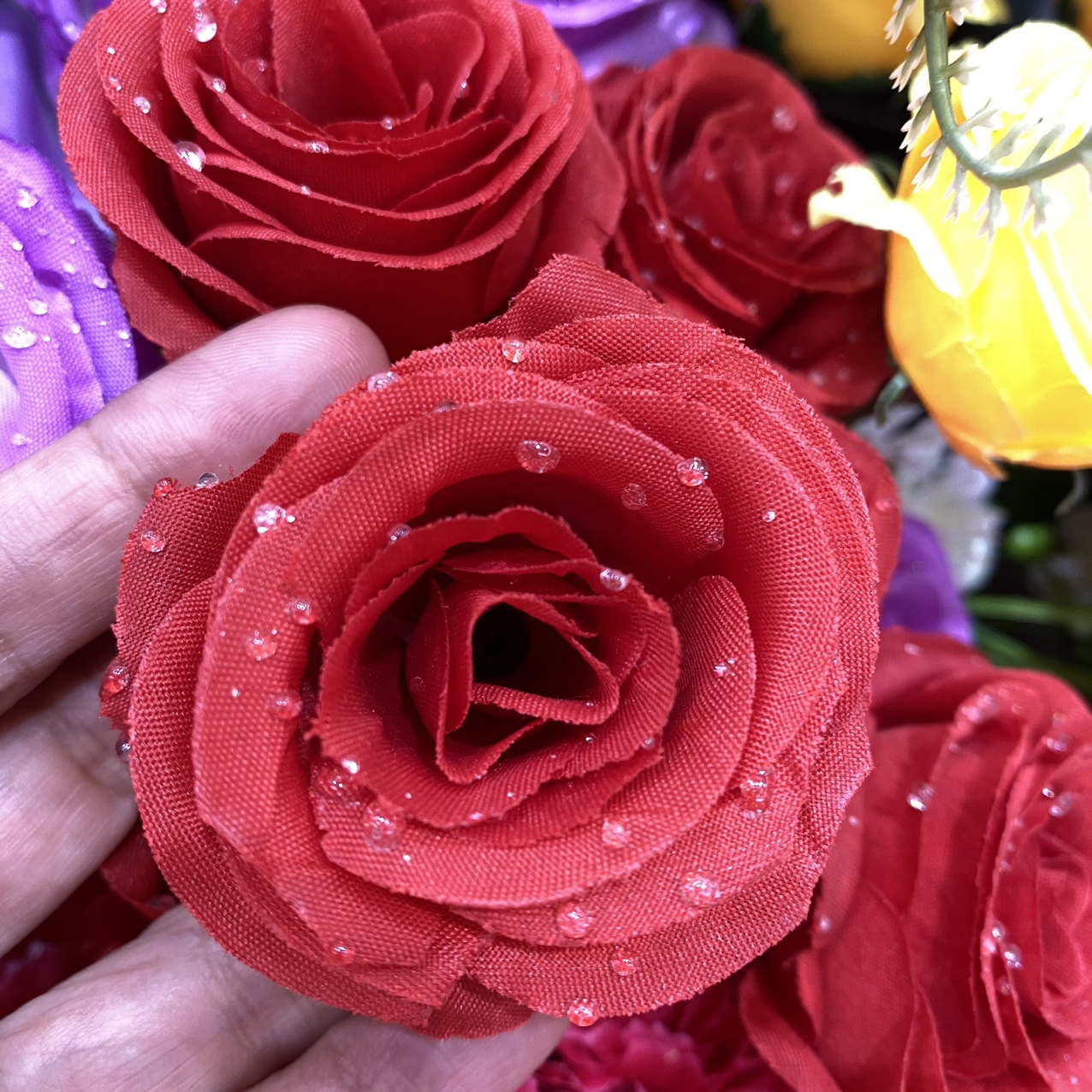 Water beads rose bright red