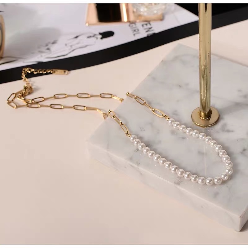 Simple and elegant titanium steel necklace, women's tassel collarbone chain bracelet set, niche design sense, trendy necklaces detail image 3