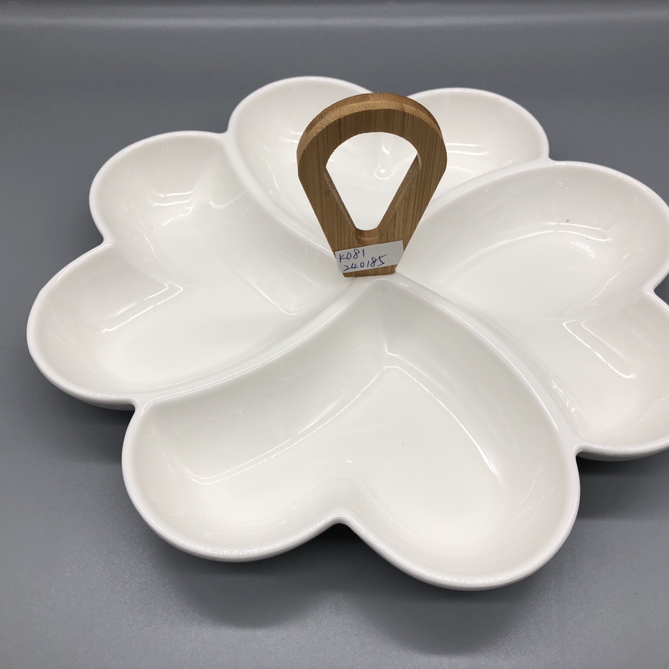 四个爱心款 带竹木手柄 水果盘K081