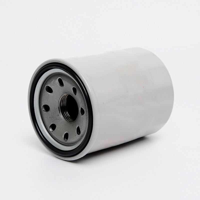 The oil filter 15208-31U00 is suitable for Nissan vehicles details Picture