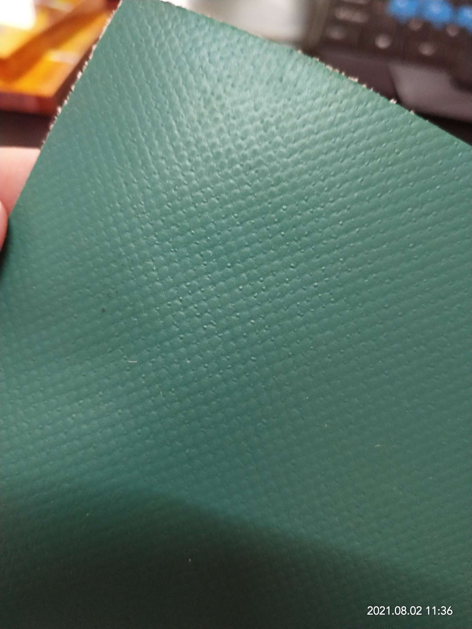 优质光面深绿色PVC夹网布  箱包布  各种体操垫  各种箱包袋专用面料详情图6