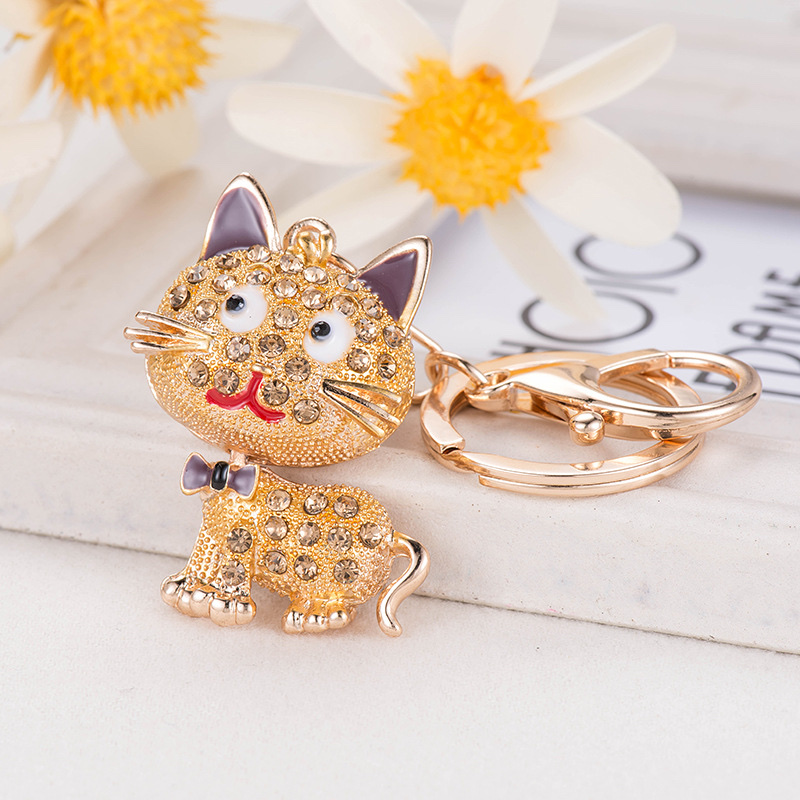 Ma Li Le Korean version creative cute cat crystal diamond keychain Cute car Good Luck pendant details Picture