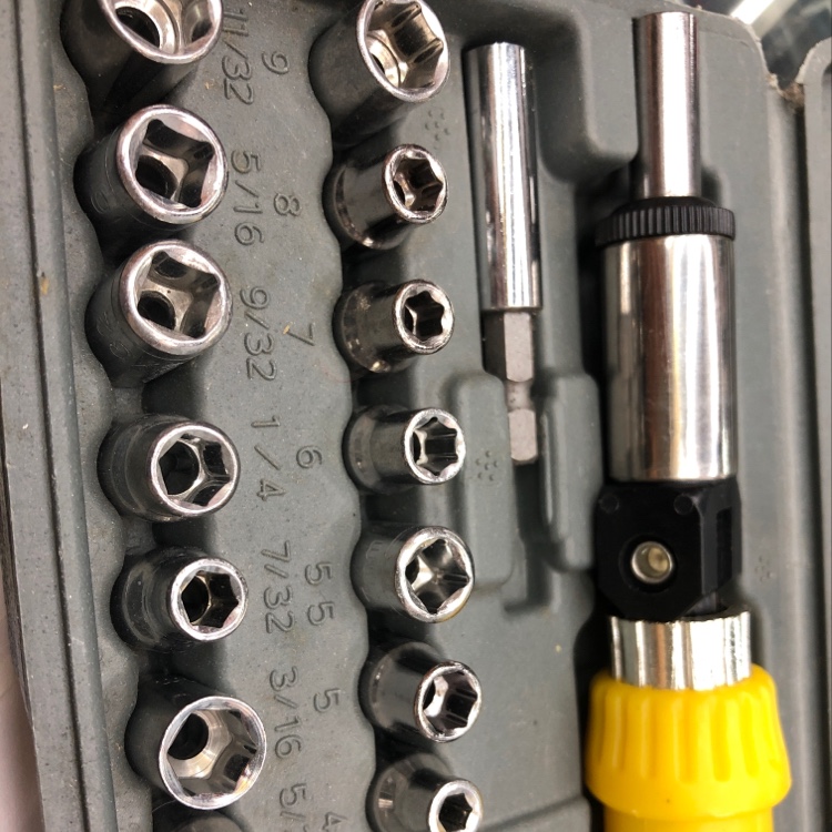 41pc 螺丝刀套装家用套筒组合工具手动维修工具五金工具详情图5