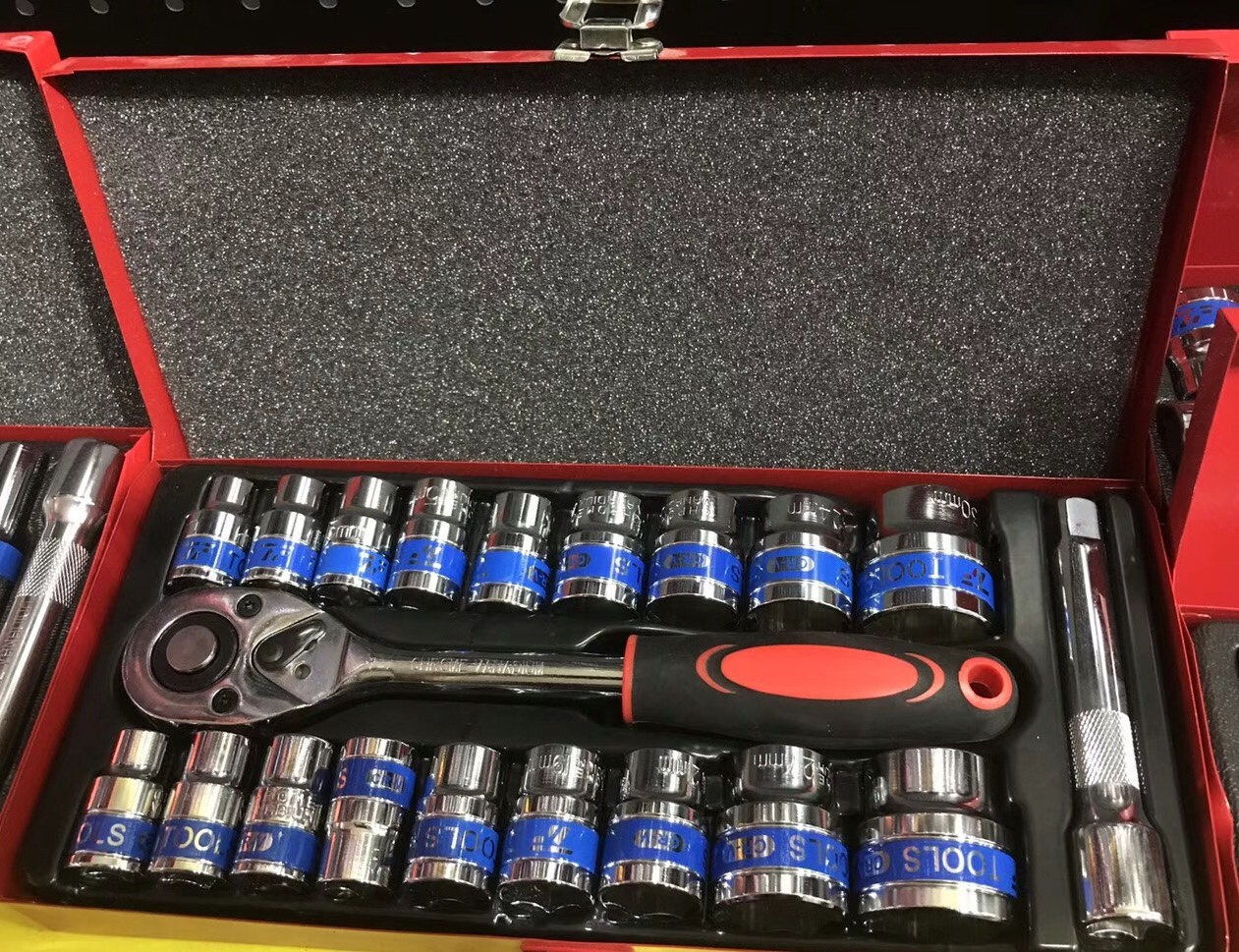 41pc 螺丝刀套装家用套筒组合工具手动维修工具五金工具详情图11