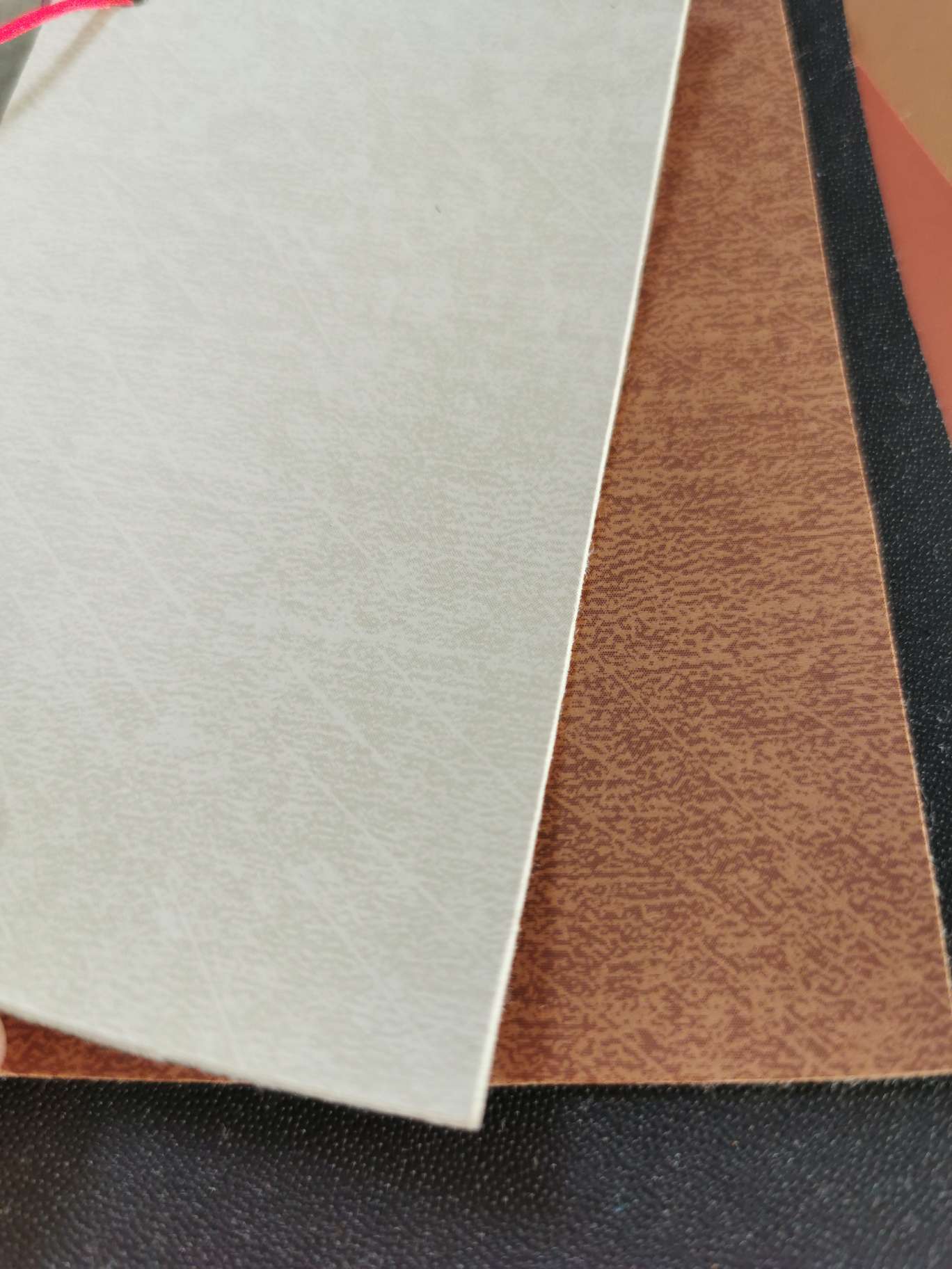 Space leather beige two-tone embossed trademark leather detail image 5