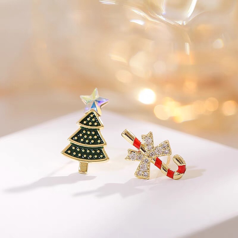 Christmas element design young girl heart small fresh fashion foreign style earrings