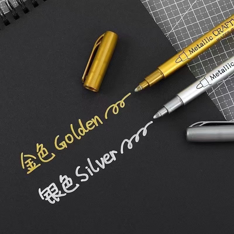 广纳550金银色工艺笔，可用于签名，贺卡，在皮质，石器，木材及玻璃杯上标签使用，颜色浓郁。细节图