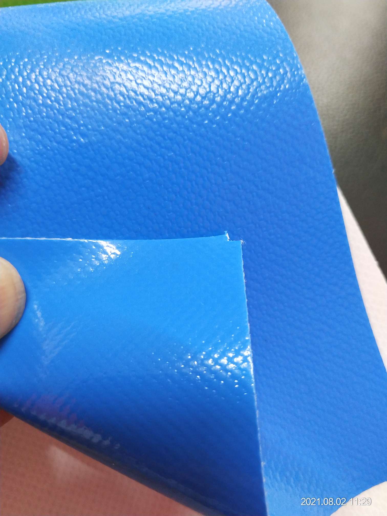 Alta calidad brillante azul claro PVC clip tela de malla tela de equipaje todo tipo de alfombras de gimnasia todo tipo de bolsas tejido especial detail image 4