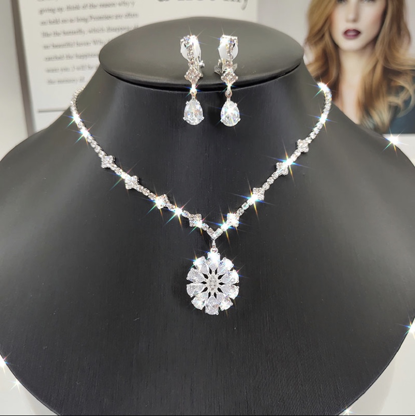 Necklace 321