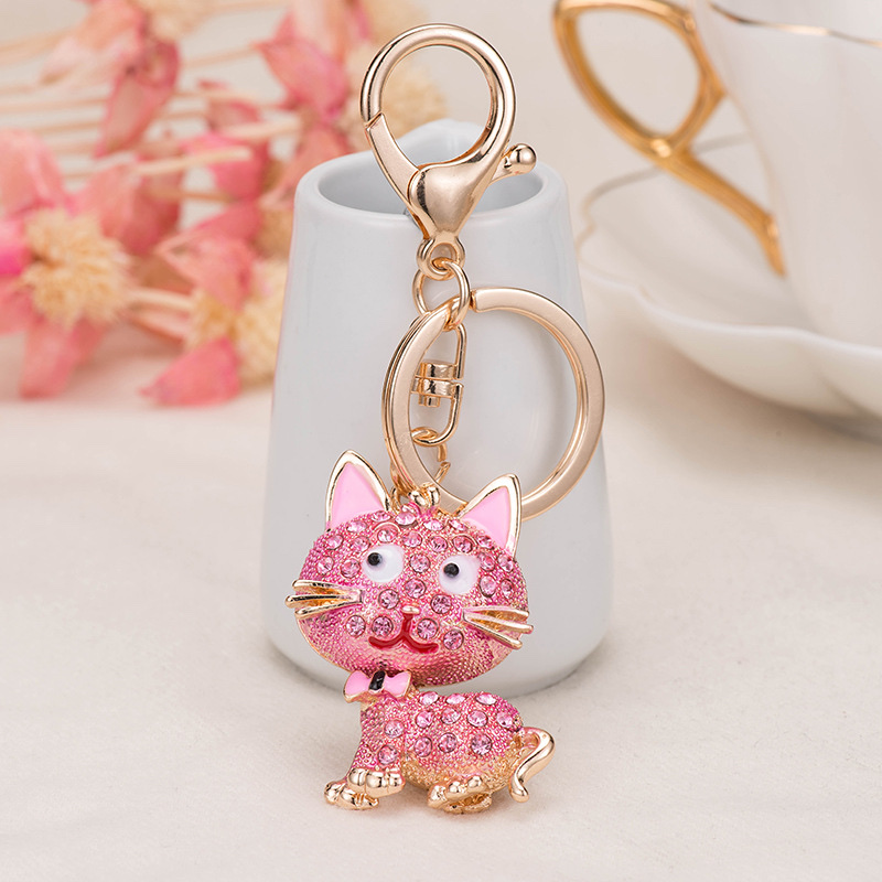 Ma Li Le Korean version creative cute cat crystal diamond keychain Cute car Good Luck pendant Application Scenario