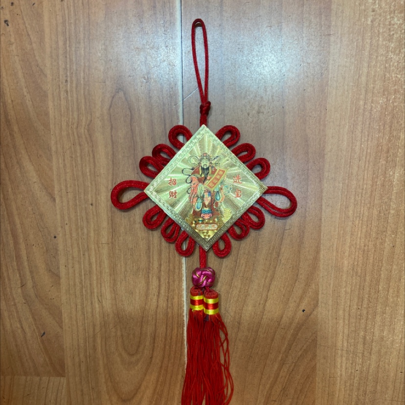 R Pendant square plate lace God of wealth statue